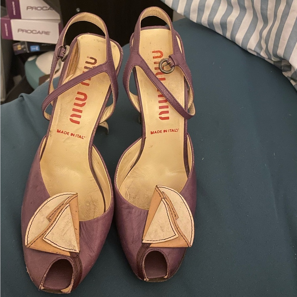 Miu Miu vintage flower design purple leather heels 37.5